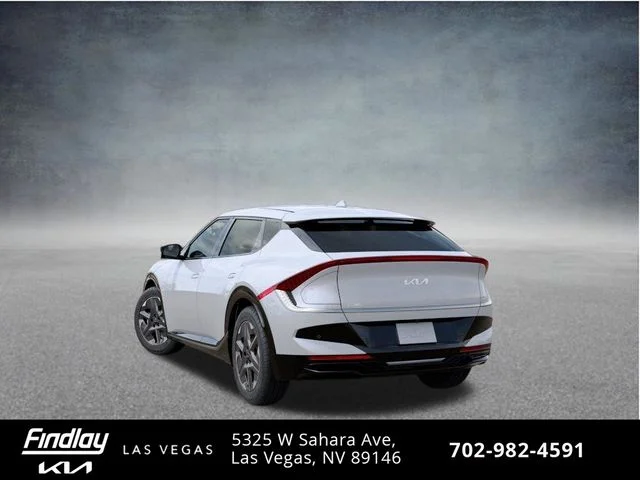 New 2026 White Kia Light image 5