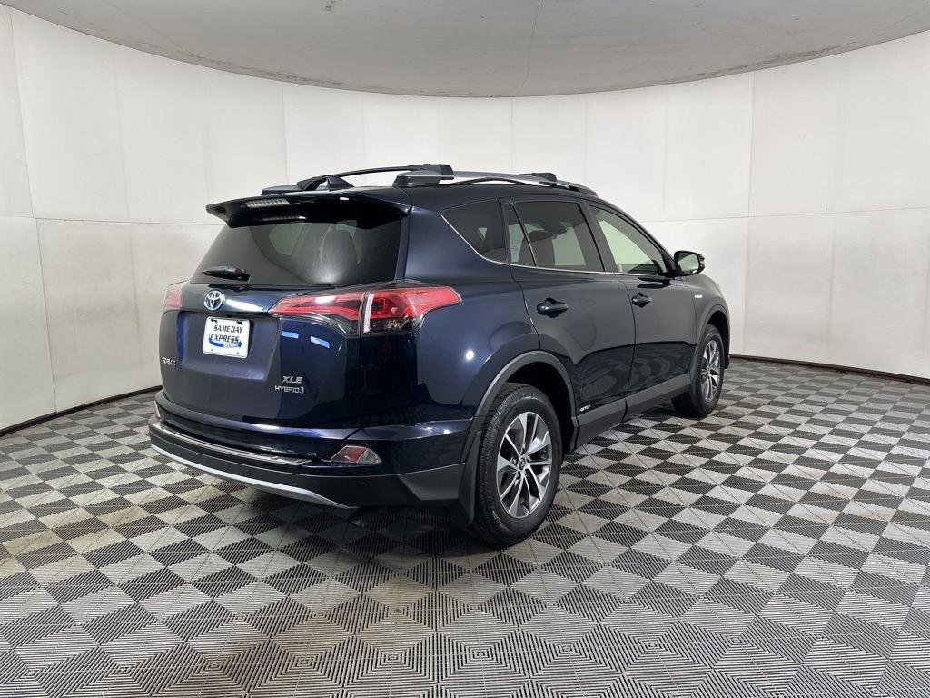 Used 2018 Aqua Toyota XLE image 8