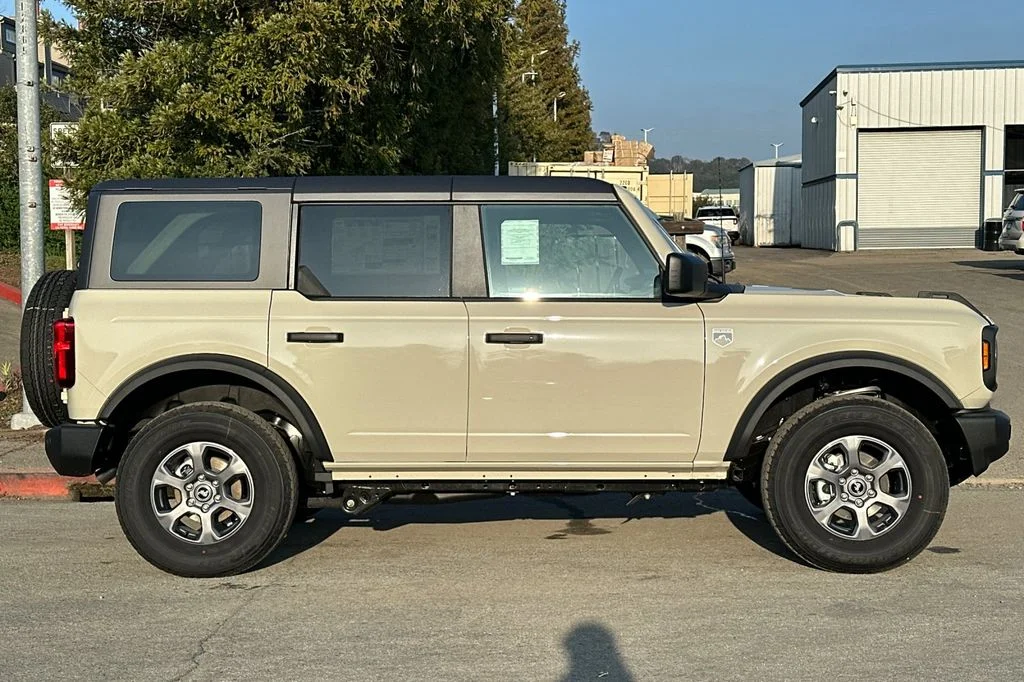 New 2025 Desert Sand Ford Big Bend® image 3