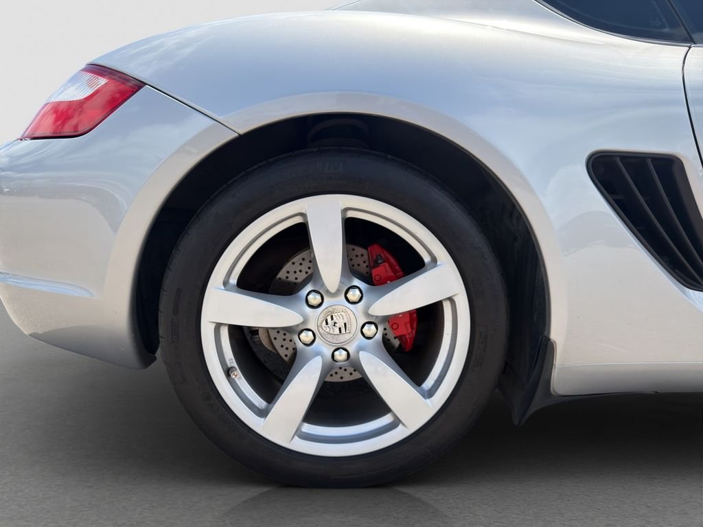 Used 2008 Silver Porsche S image 22