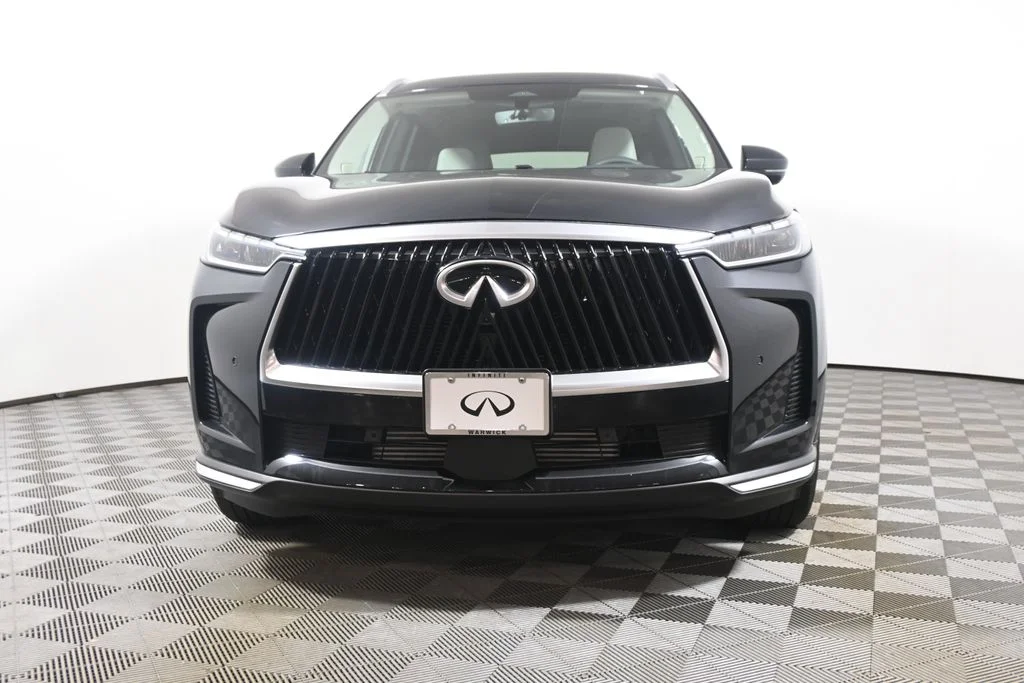 New 2027 Black INFINITI LUXE image 10