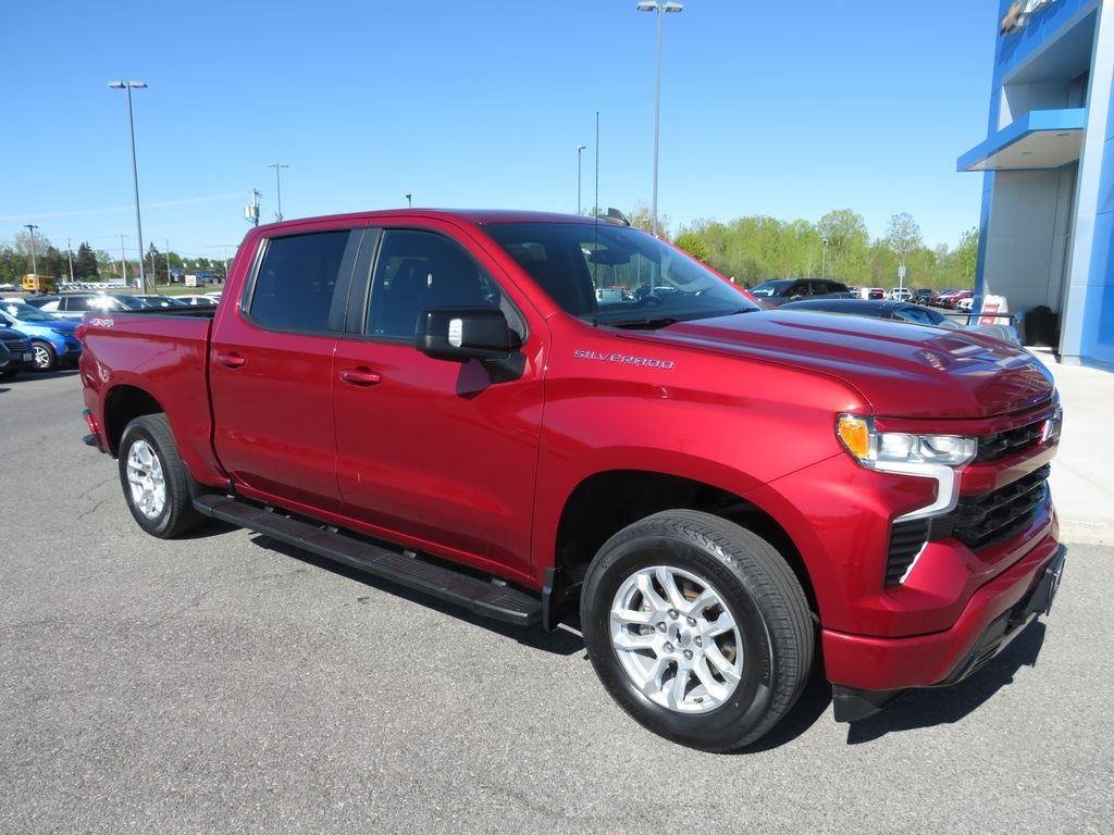 Used 2022 Cherry Red Chevrolet RST image 5