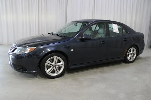 Used 2011 Black Saab Turbo4 image 27