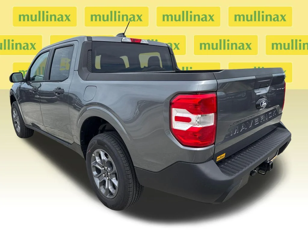 New 2026 Gray Ford XLT image 4