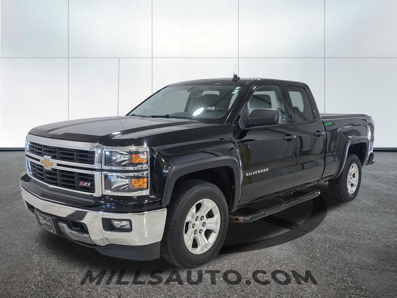 Used 2014 Chevrolet Silverado 1500 LT with VIN 1GCVKRECXEZ401744 for sale in Willmar, MN