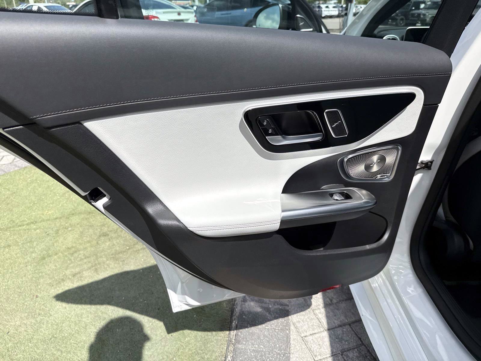 New 2026 Polar White Mercedes-Benz C 300 Sedan image 11