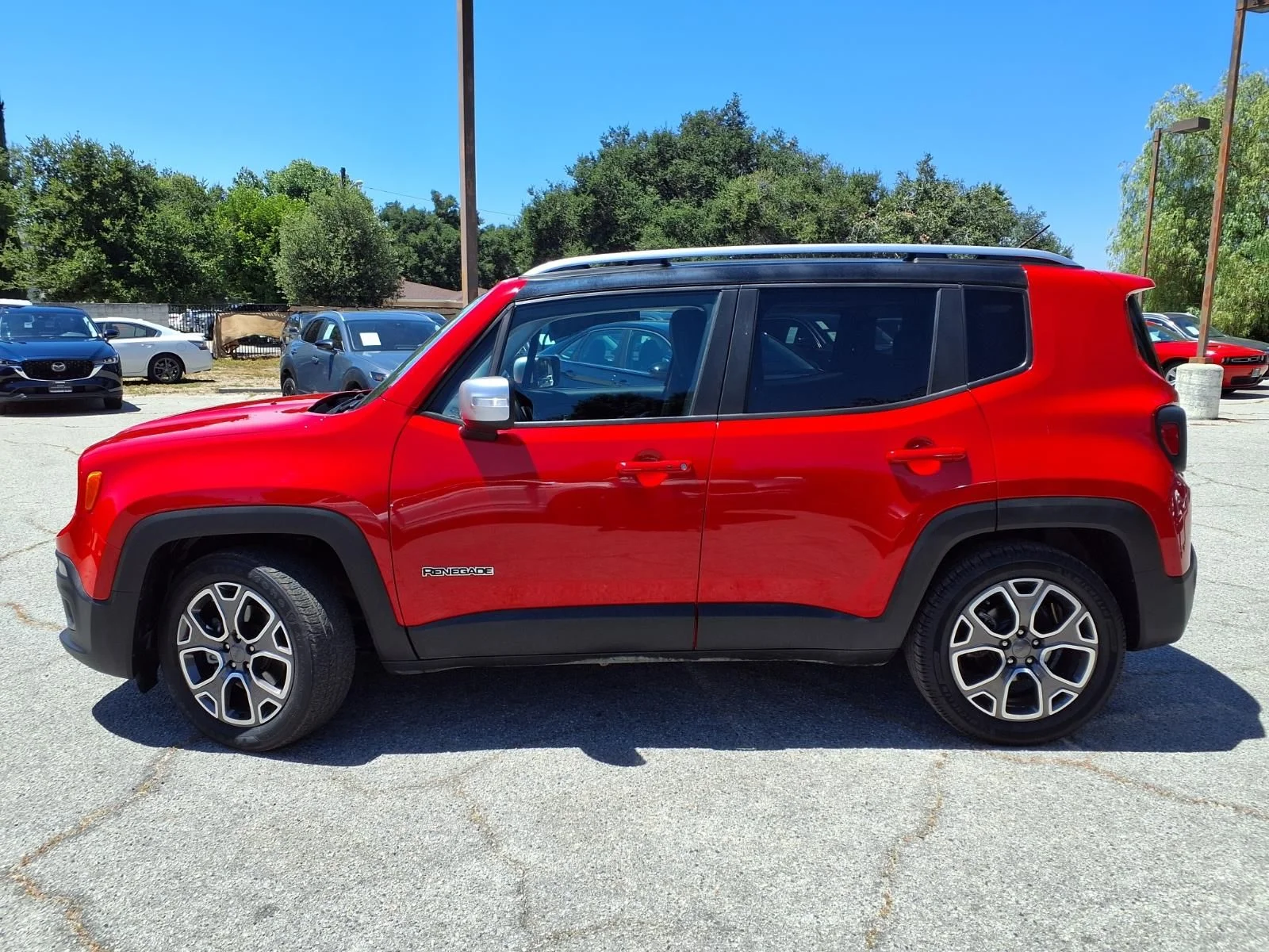 Used 2017 Red Jeep Limited image 3