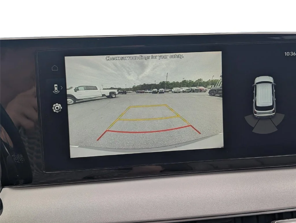 Used 2024 Typhoon Silver Hyundai SEL 7P image 18
