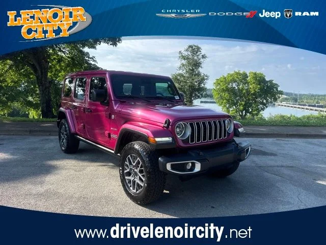 Used 2024  Jeep Sahara image 1