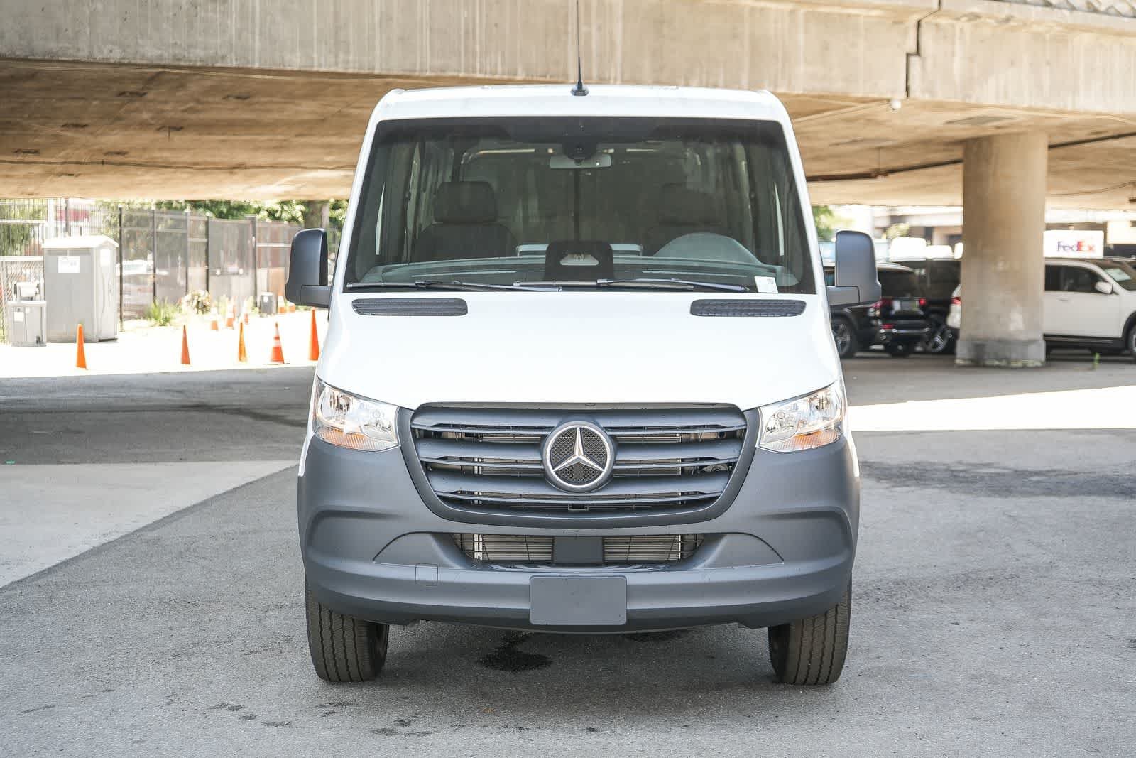 New 2026 Arctic White Mercedes-Benz Cargo 144 WB  RWD 2.0L 4-Cylinder image 33