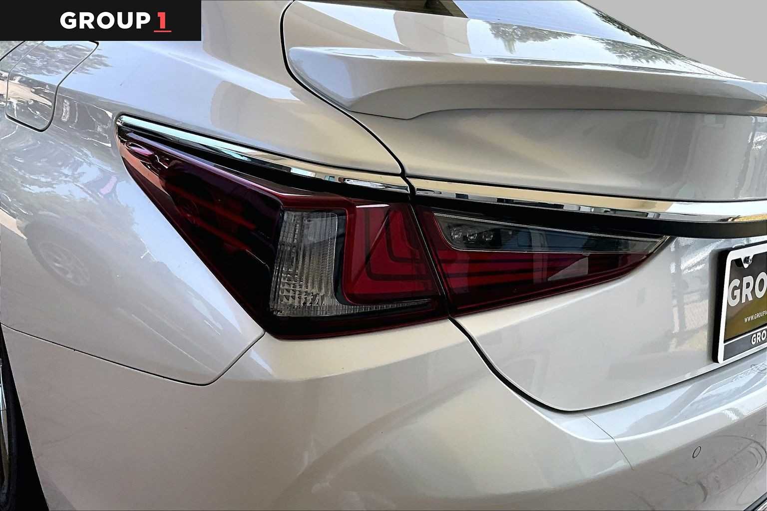 Used 2024 Eminent White Pearl Lexus Ultra Luxury image 26