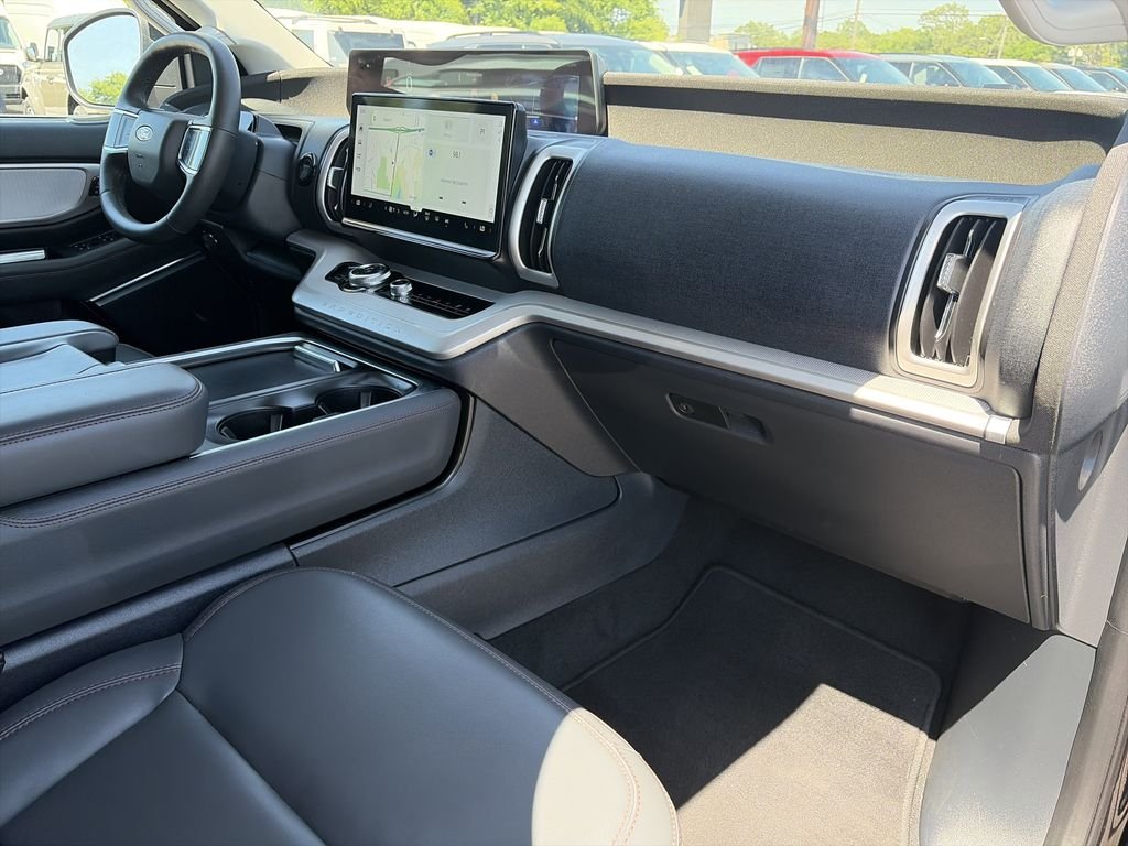 Used 2025 Black Ford Active image 34