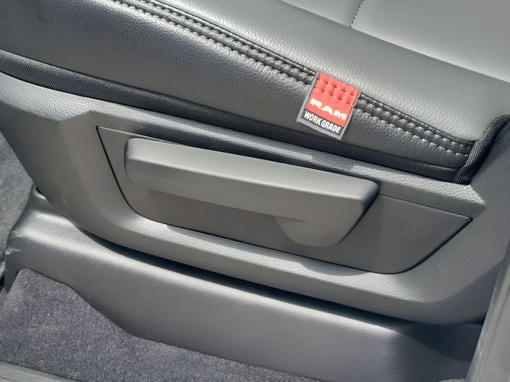 2026 RAM 2500 Tradesman - Photo 29