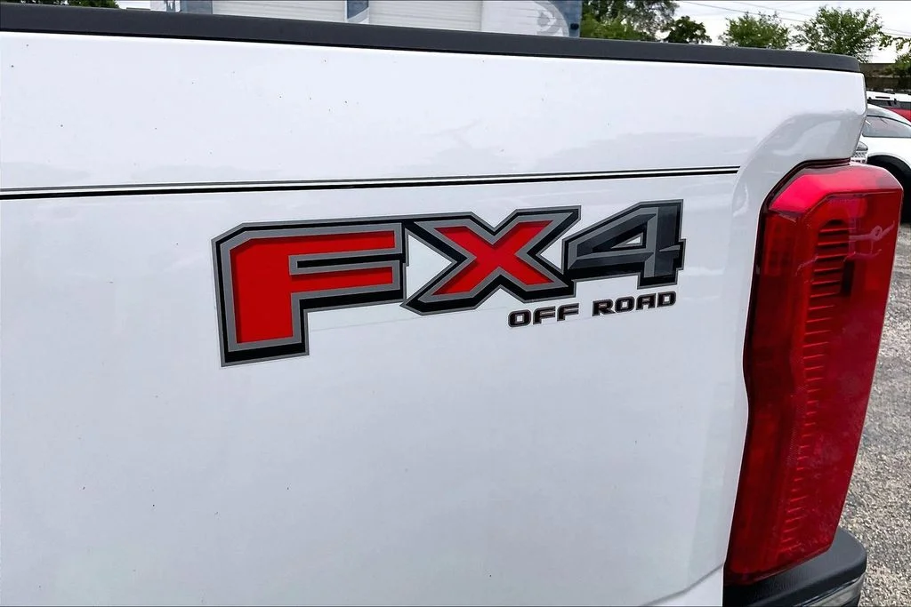 New 2026 Oxford White Ford F-250® XL image 29