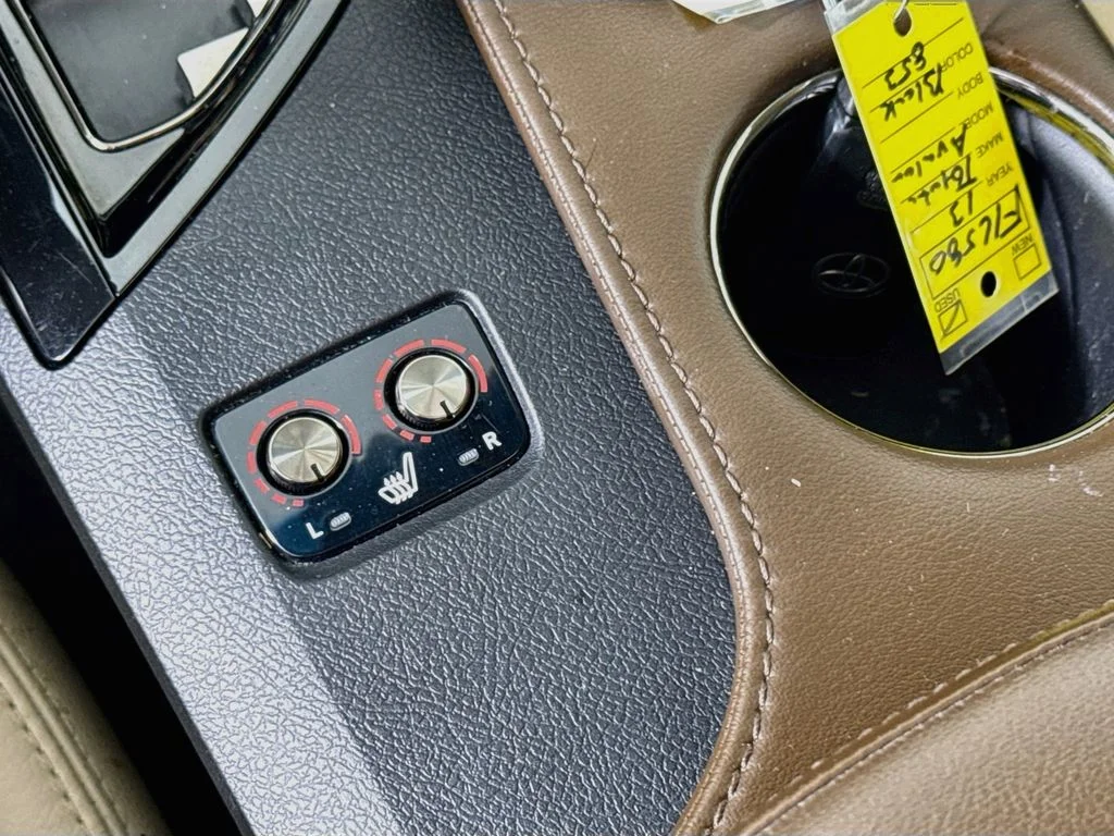 Used 2013 Attitude Black Metallic Toyota XLE image 18