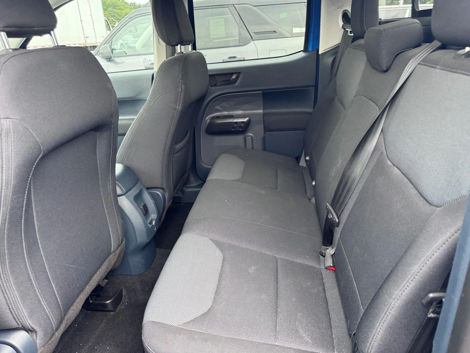 Used 2022 Velocity Blue Ford XL image 9