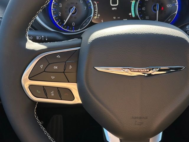2026 Chrysler Pacifica Select - Photo 20