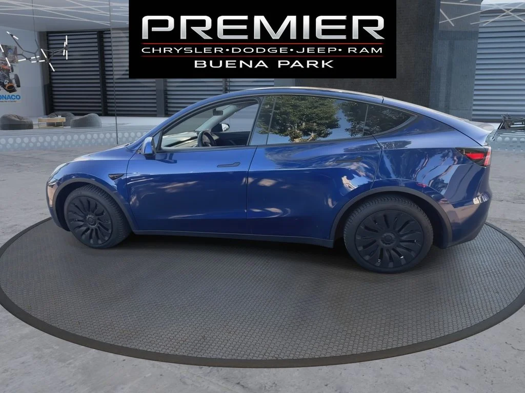 Used 2021 Blue Tesla Long Range image 5
