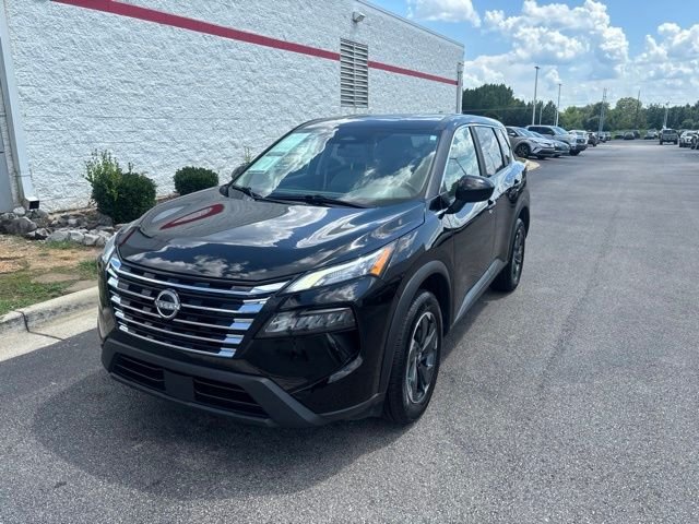 Used 2025 Black Nissan SV image 1