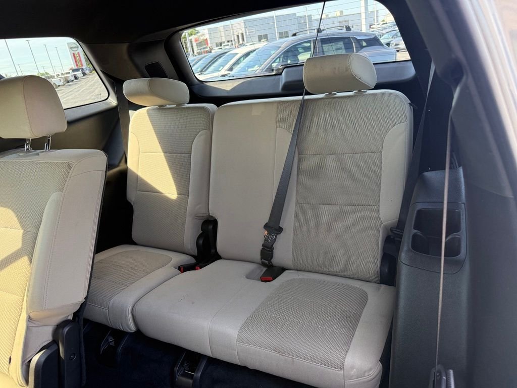 Used 2023 Gray Chevrolet LS image 11