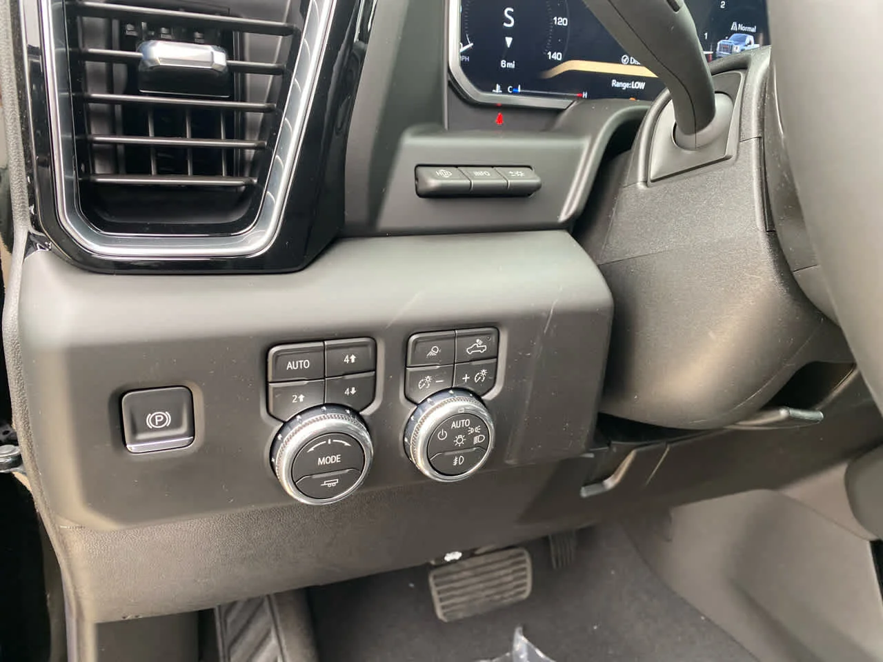 2026 GMC Sierra 2500HD Denali - Photo 16