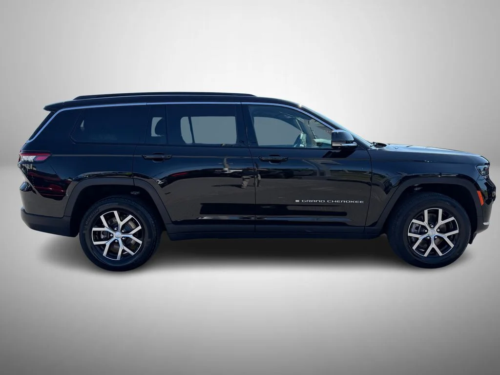 Used 2024 Black Jeep Limited image 6