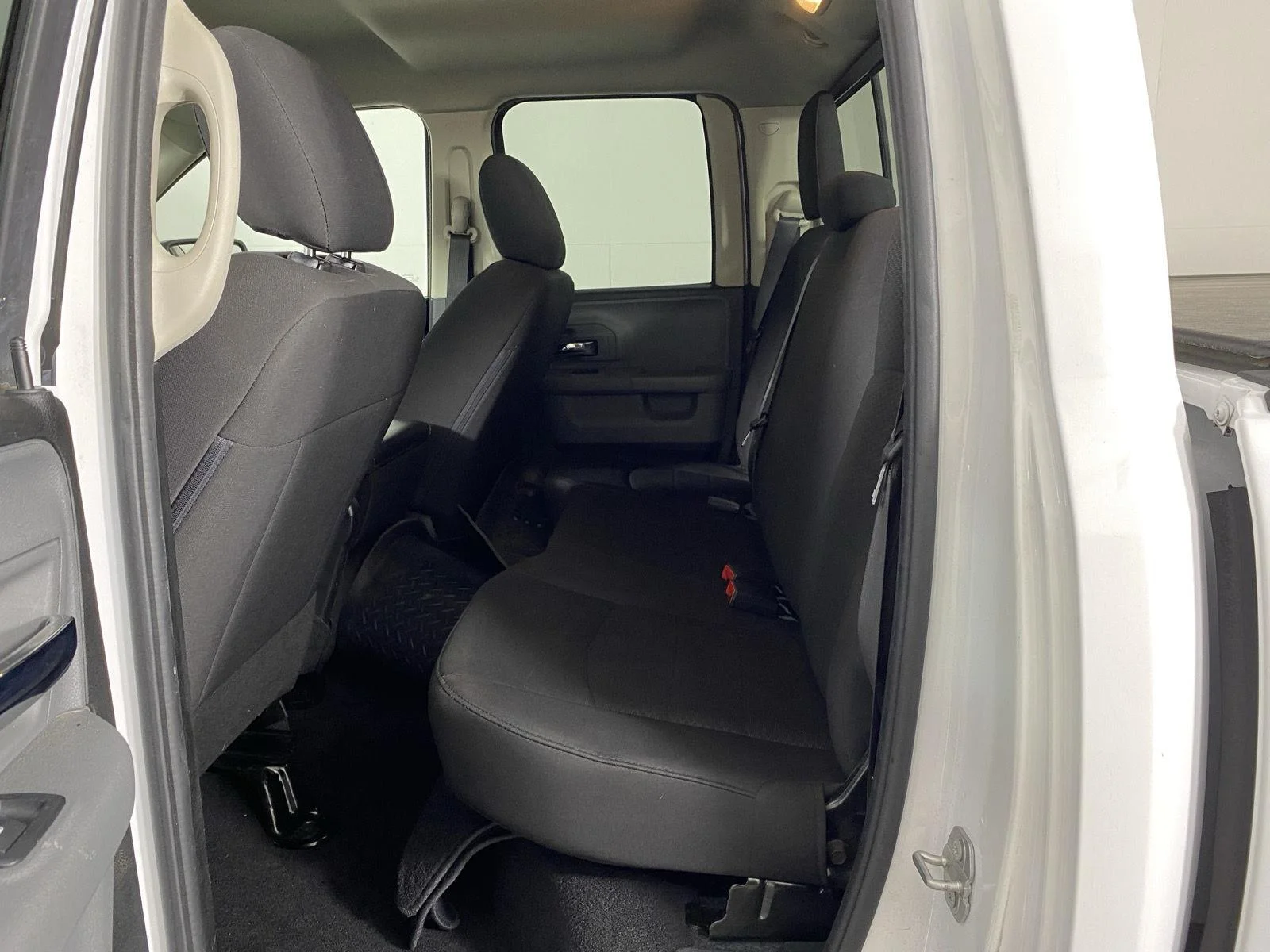 Used 2020 Bright White Clearcoat Ram Warlock image 20