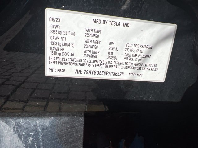 2023 Tesla Model Y Long Range - Photo 10