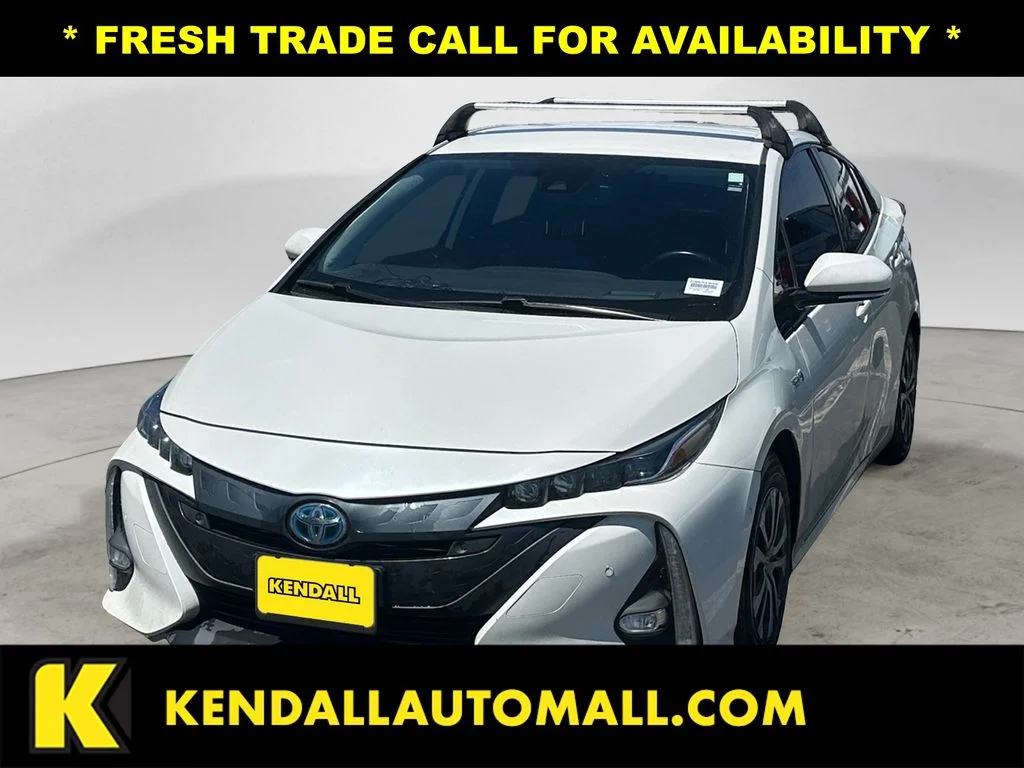 2020 Toyota Prius Prime Limited's photo