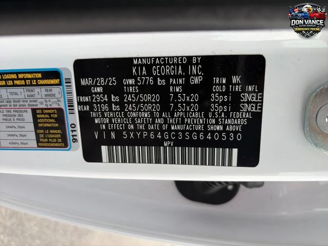 Used 2025 White Kia S image 30