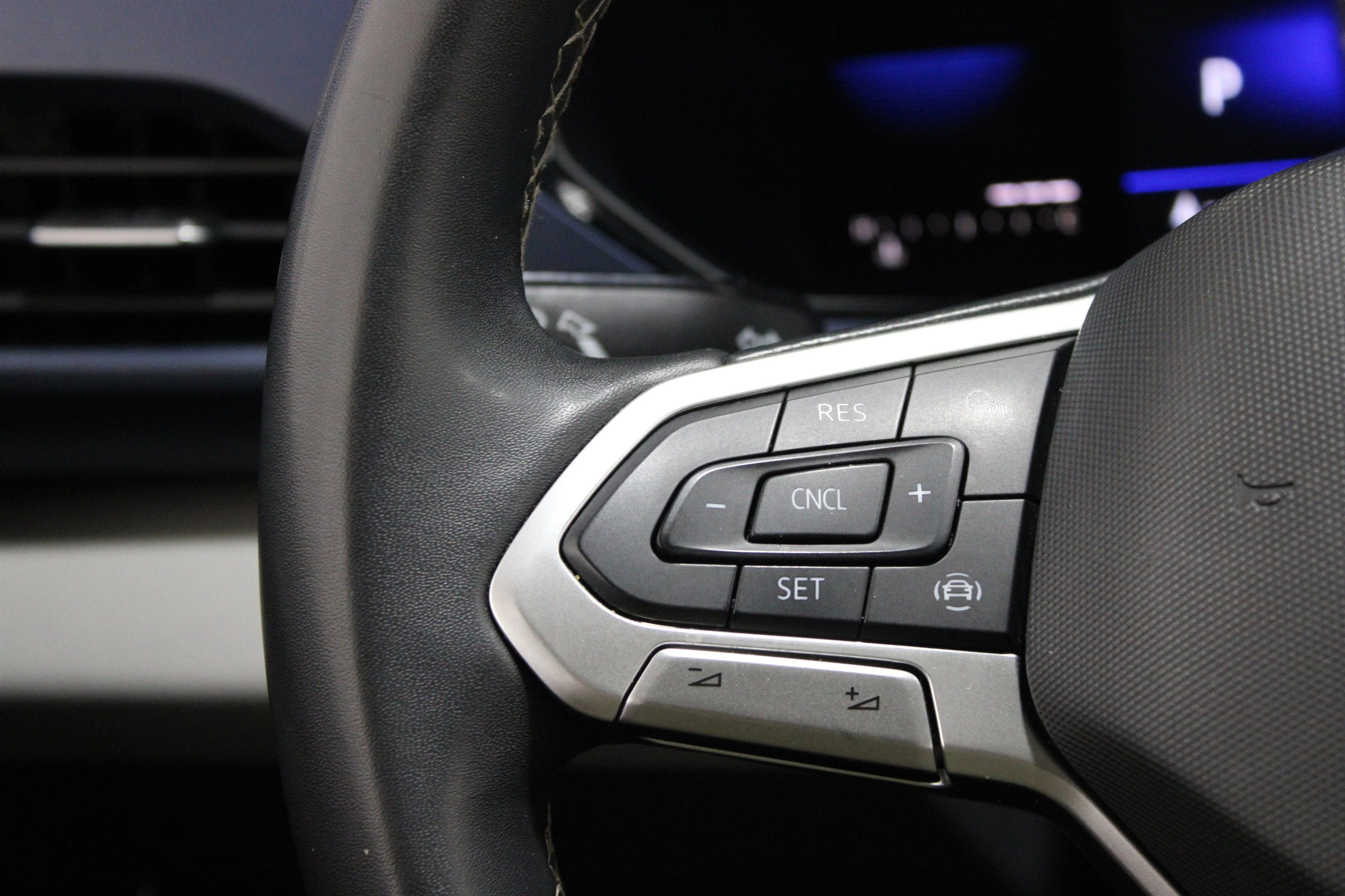 2022 Volkswagen Taos SE - Photo 9