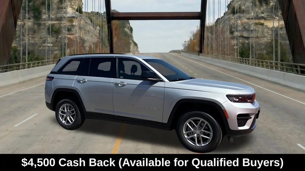 New 2026 Silver Zynith Exterior Paint Jeep Laredo X image 14