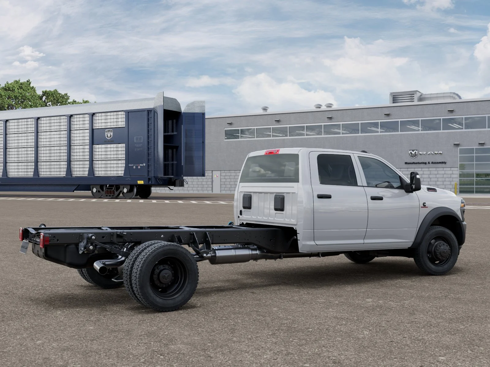 New 2026 Bright White Clear-Coat Exterior Paint RAM TRADESMAN image 2