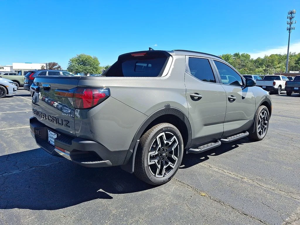 2026 Hyundai Santa Cruz Limited - Photo 6
