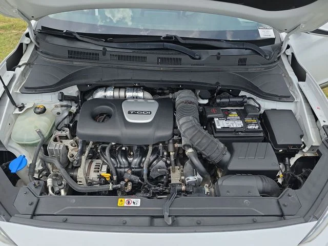 Used 2018 White Hyundai Limited image 32