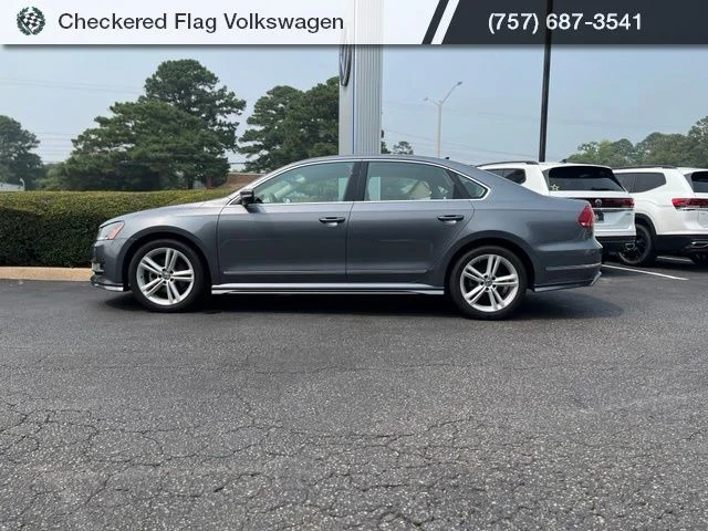 Used 2015 Platinum Gray Metallic Volkswagen TDI SEL Premium image 4