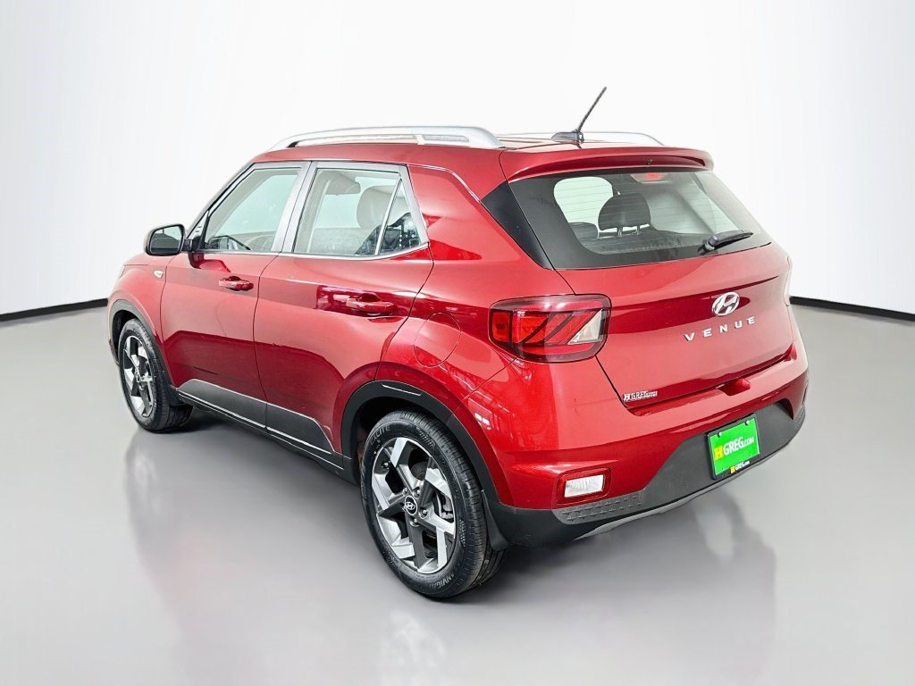 Used 2024 Ultimate Red Hyundai Limited image 5