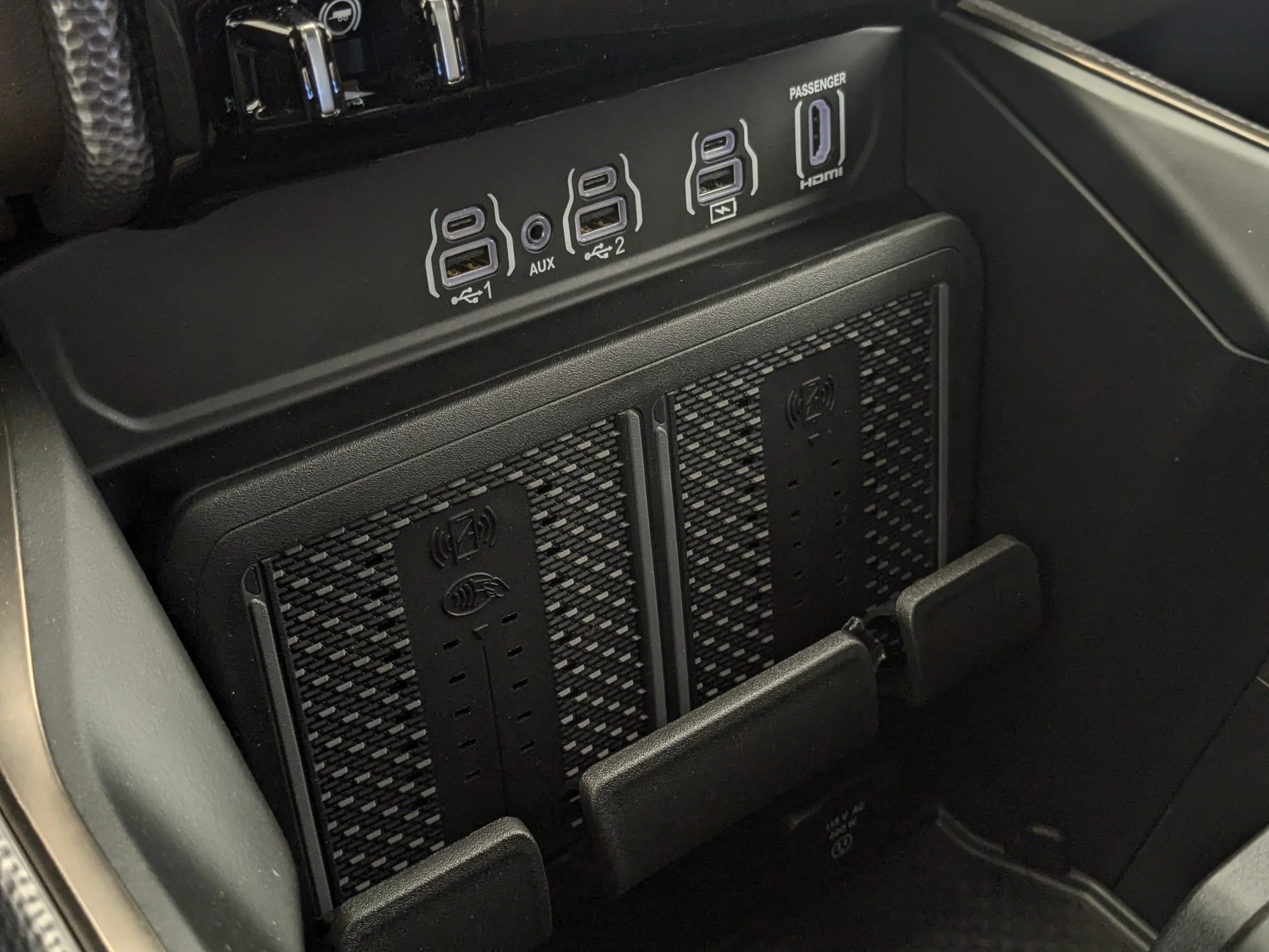 New 2026 White RAM Limited Longhorn - - Longhorn Leather - Body-Colour Bumper Grp - Heated Seats & More! image 20