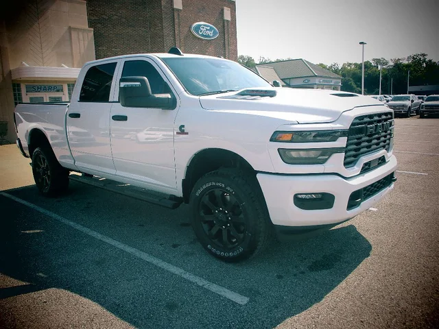 2026 RAM 2500 Black Express Crew Cab 4x4 6'4