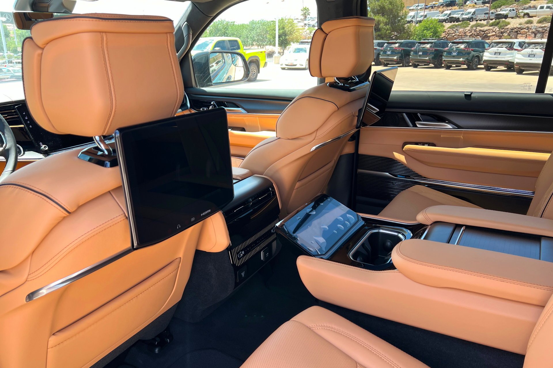 New 2026 Steel Blue Exterior Paint Jeep Summit Reserve image 20