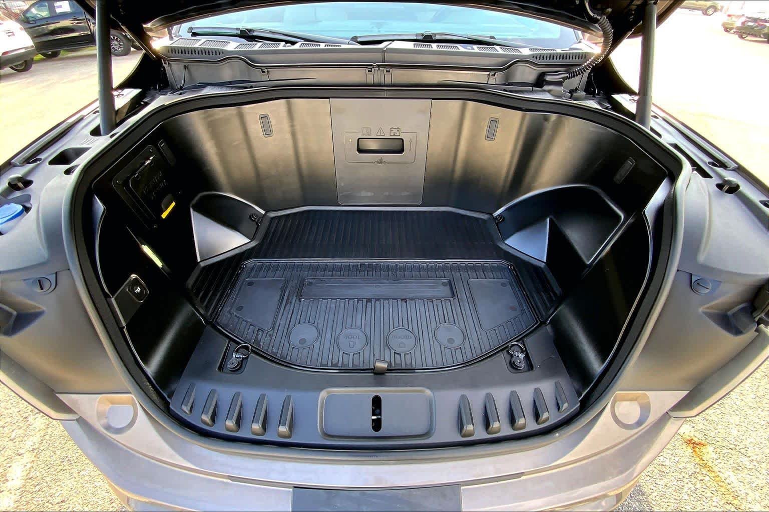Used 2023 Stone Gray Ford Platinum image 62