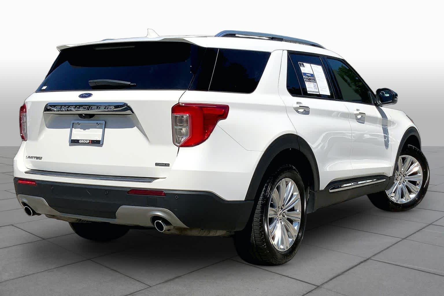Used 2023 Star White Metallic Tri-Coat Ford Limited image 13