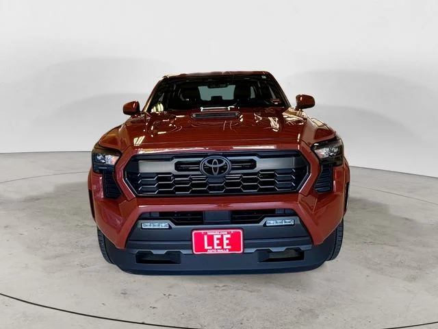 Used 2025  Toyota TRD Sport image 9