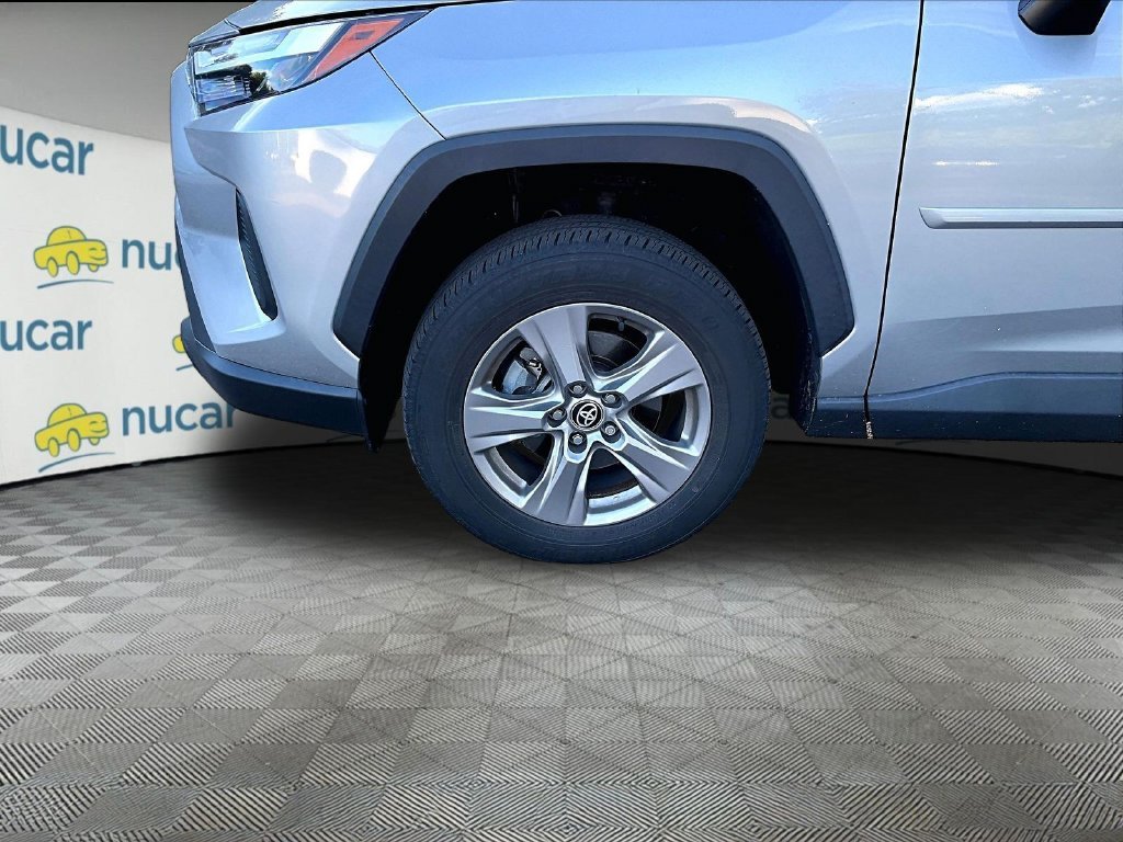 Used 2023 Silver Toyota XLE image 7