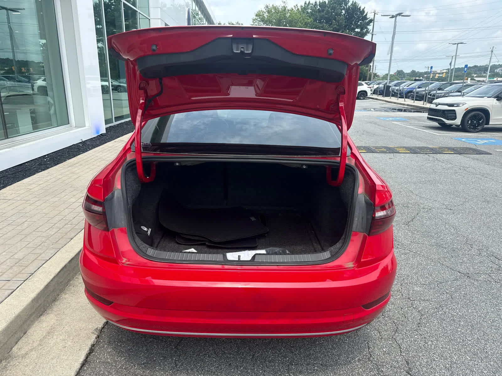 Used 2021 Tornado Red Volkswagen SE image 22