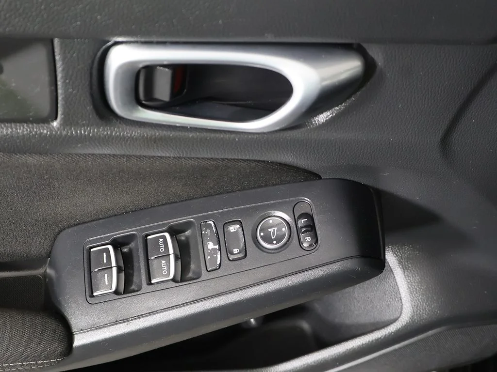 2023 Honda Civic Hatchback LX - Photo 29