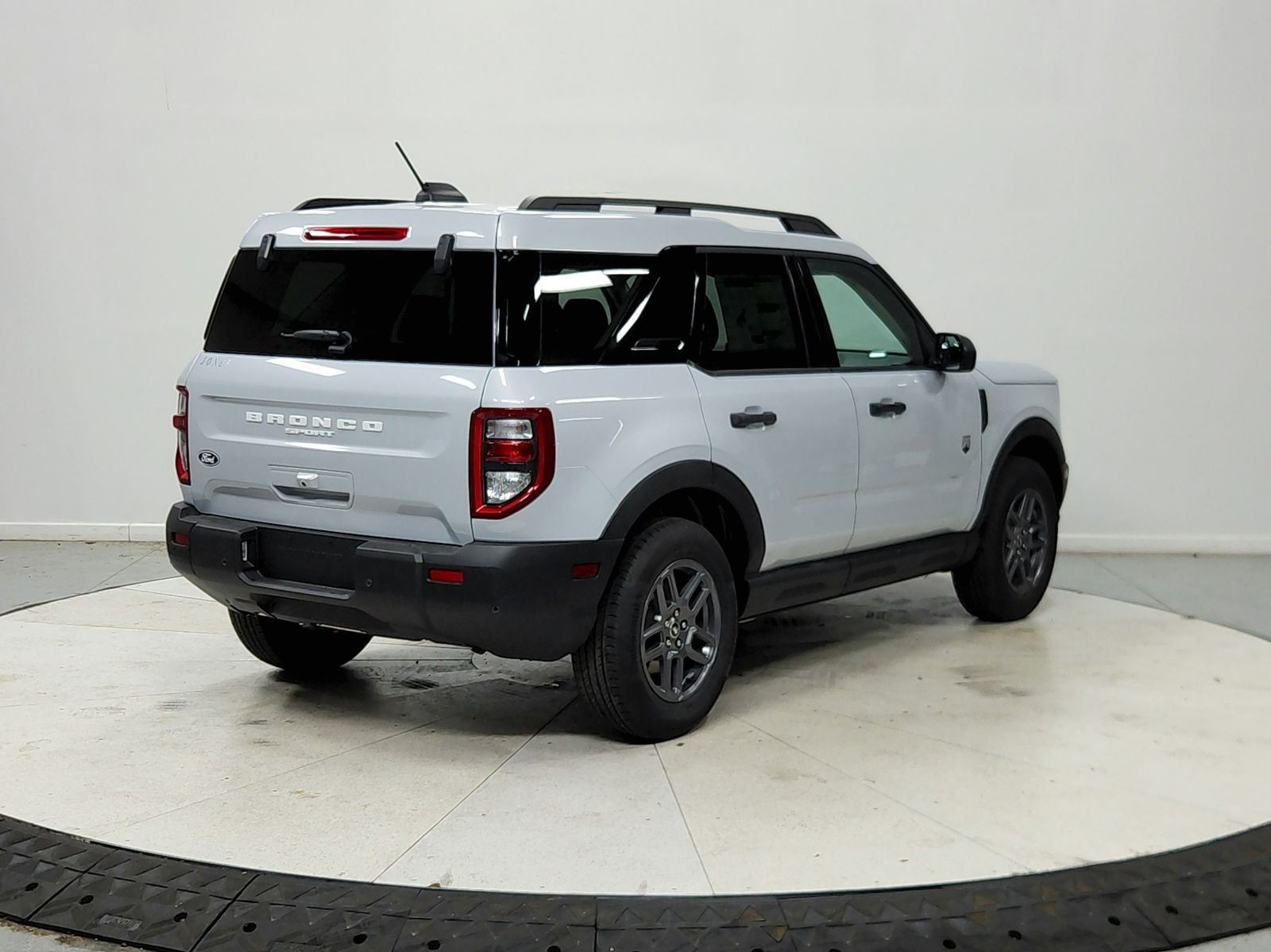 New 2026 Space White Metallic Ford Big Bend® image 8