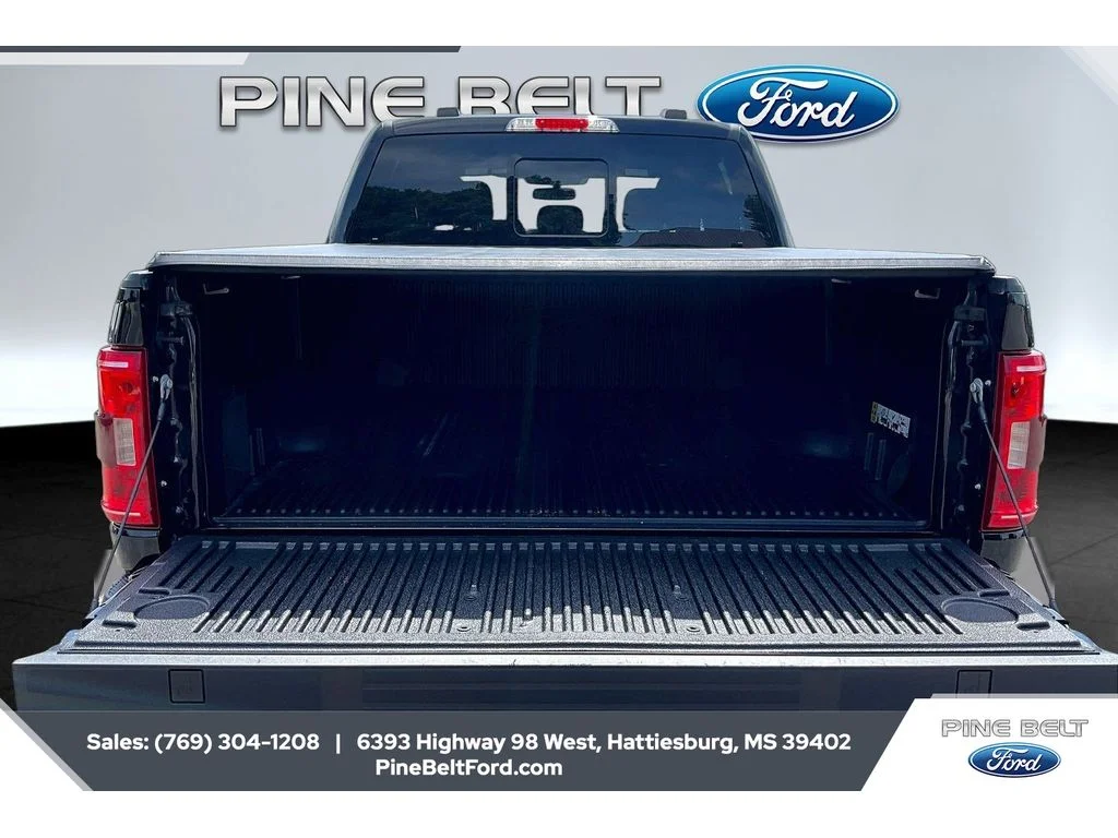 Used 2022 Agate Black Metallic Ford XLT image 12