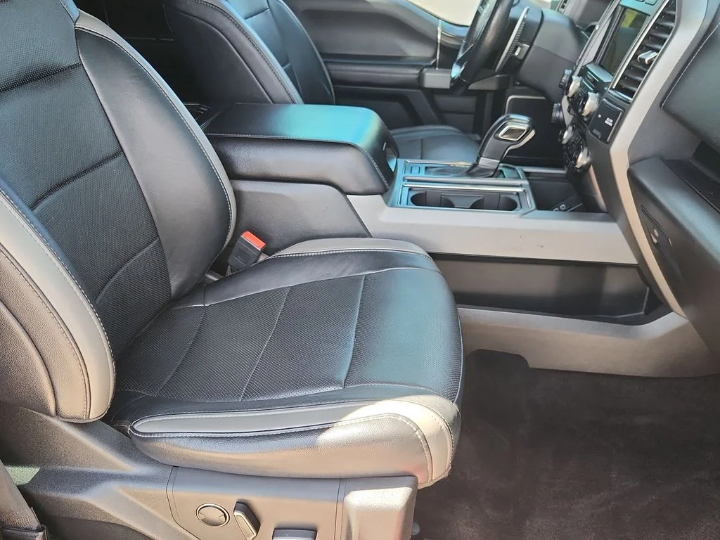 Used 2018 White Ford Raptor image 17