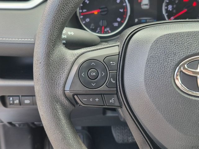 Used 2022 Silver Toyota LE image 20